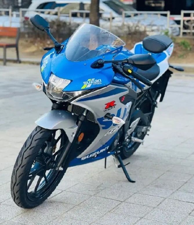 스즈키 GSX R 125 ABS 2