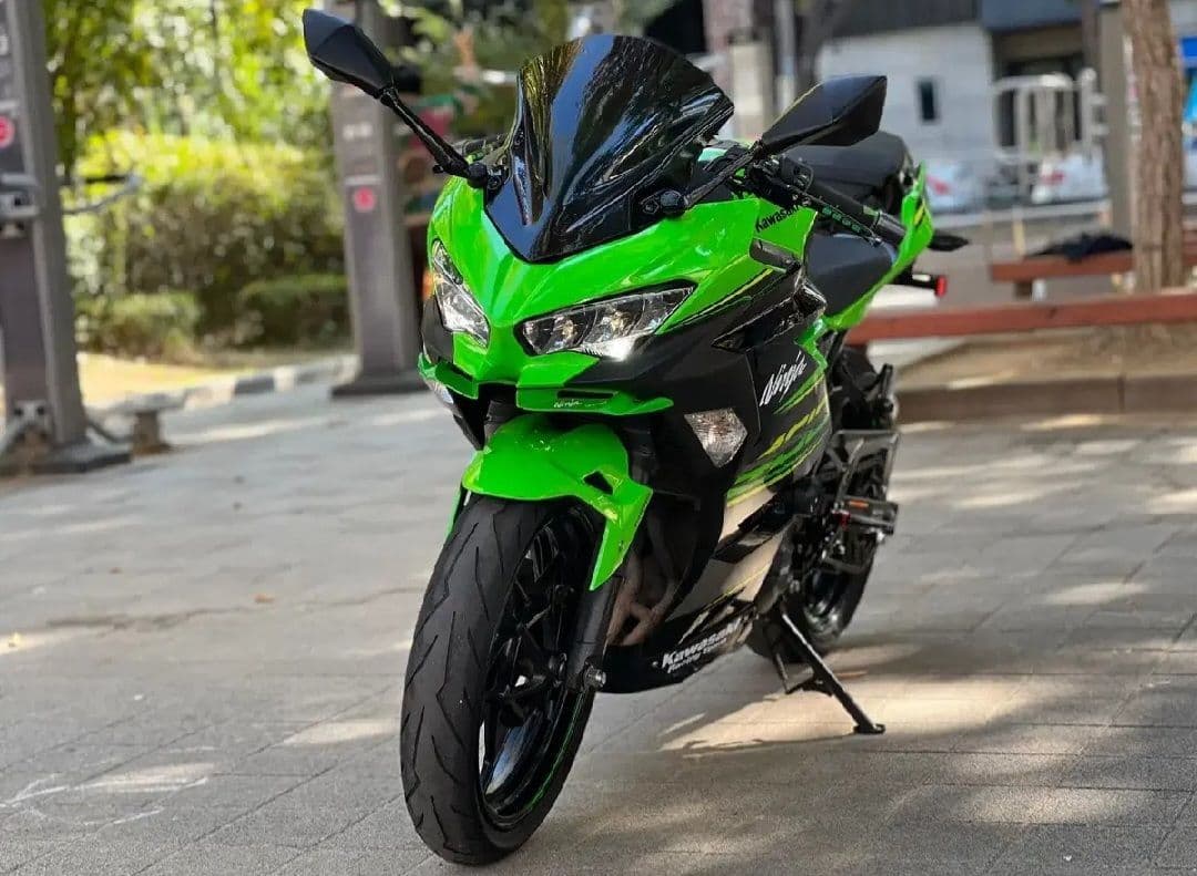 가와사키 닌자 400 ABS 3