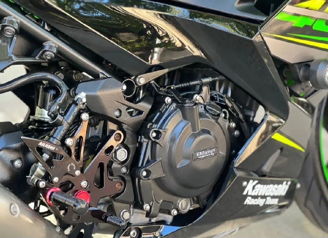 가와사키 닌자 400 ABS 7