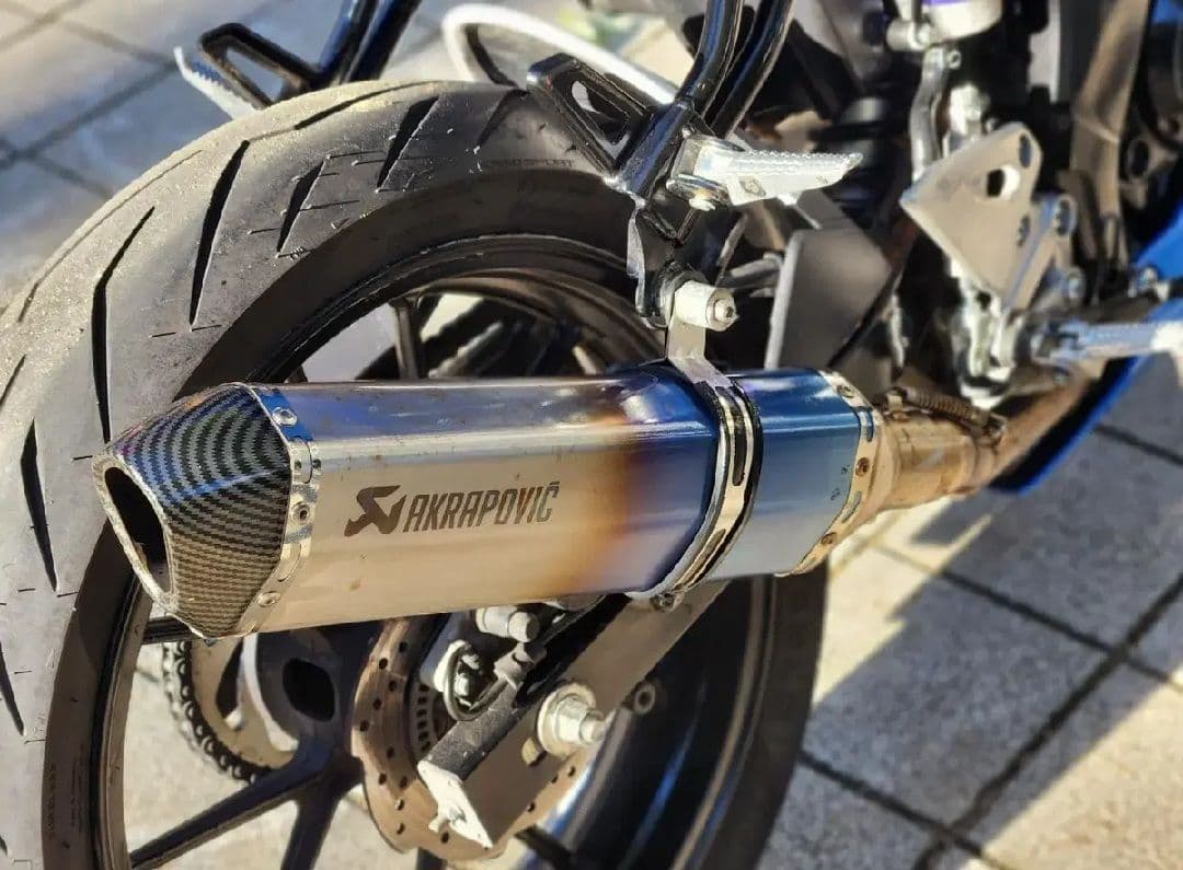 스즈키 GSX R 125 ABS 9