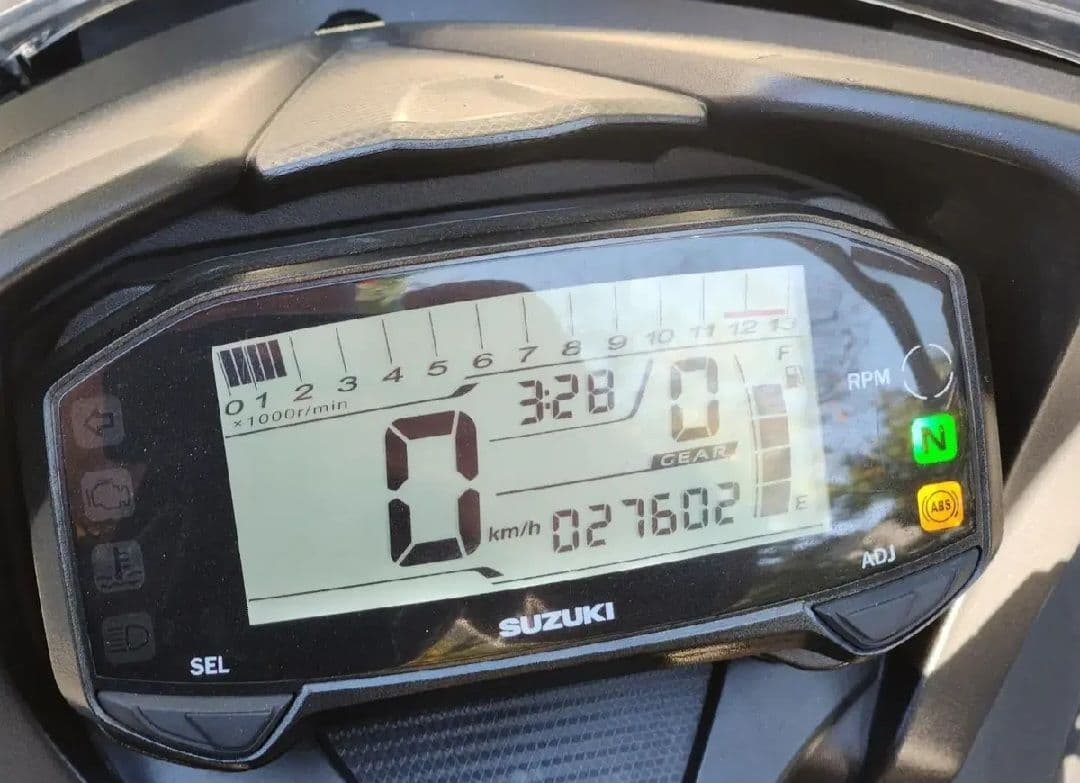 스즈키 GSX R 125 ABS 10