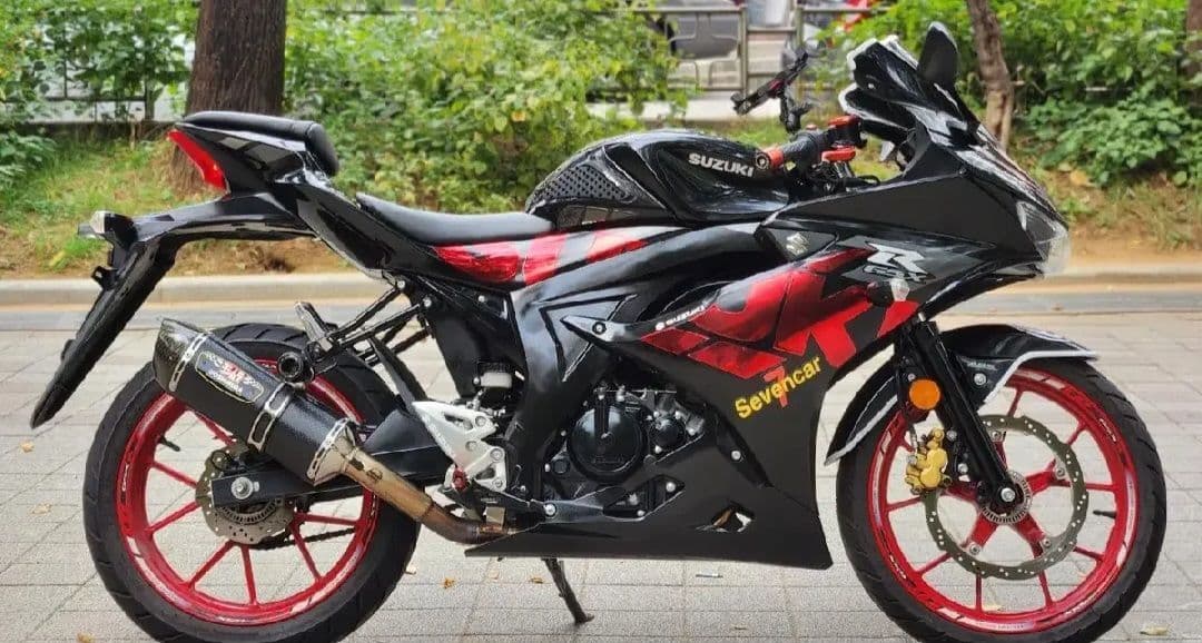 스즈키 GSX R 125 ABS 3