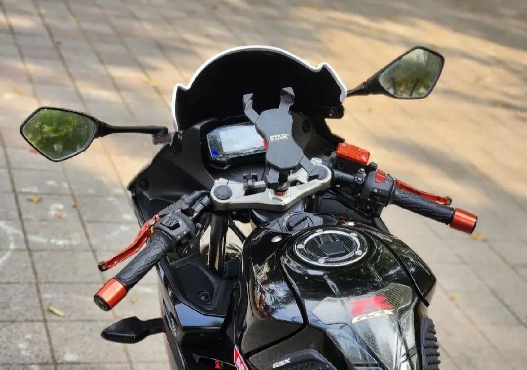 스즈키 GSX R 125 ABS more