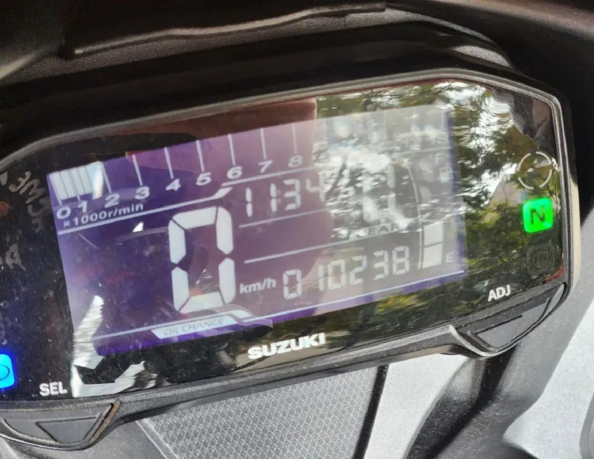 스즈키 GSX R 125 ABS 10