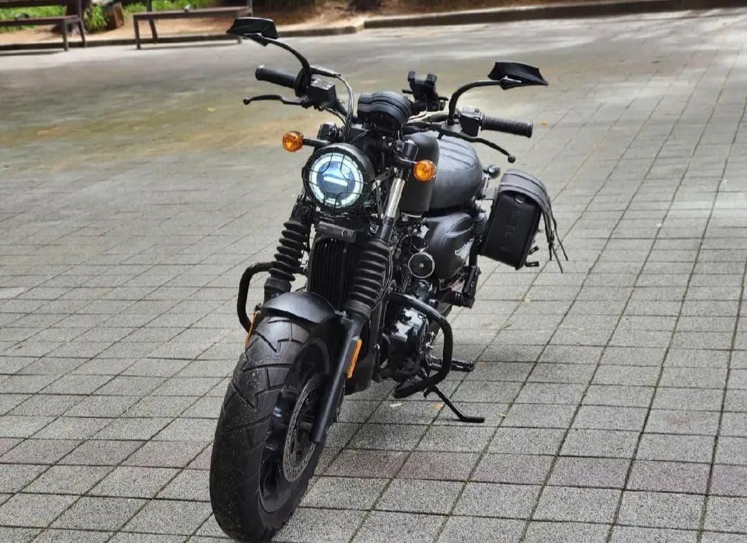 KR모터스 아퀼라 300 S 1