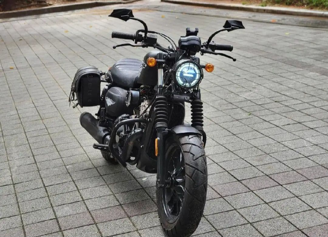 KR모터스 아퀼라 300 S 2