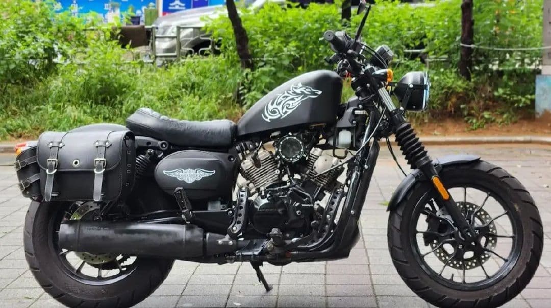 KR모터스 아퀼라 300 S 3