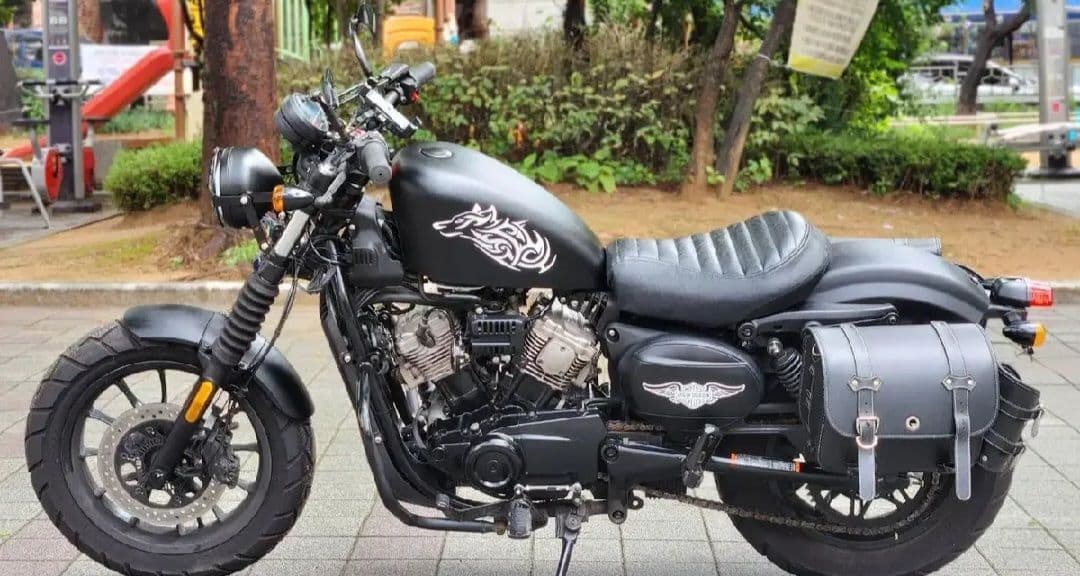 KR모터스 아퀼라 300 S 4