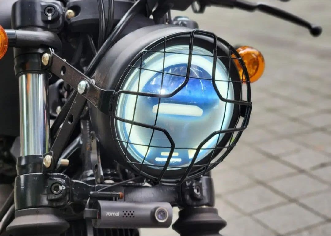 KR모터스 아퀼라 300 S 9