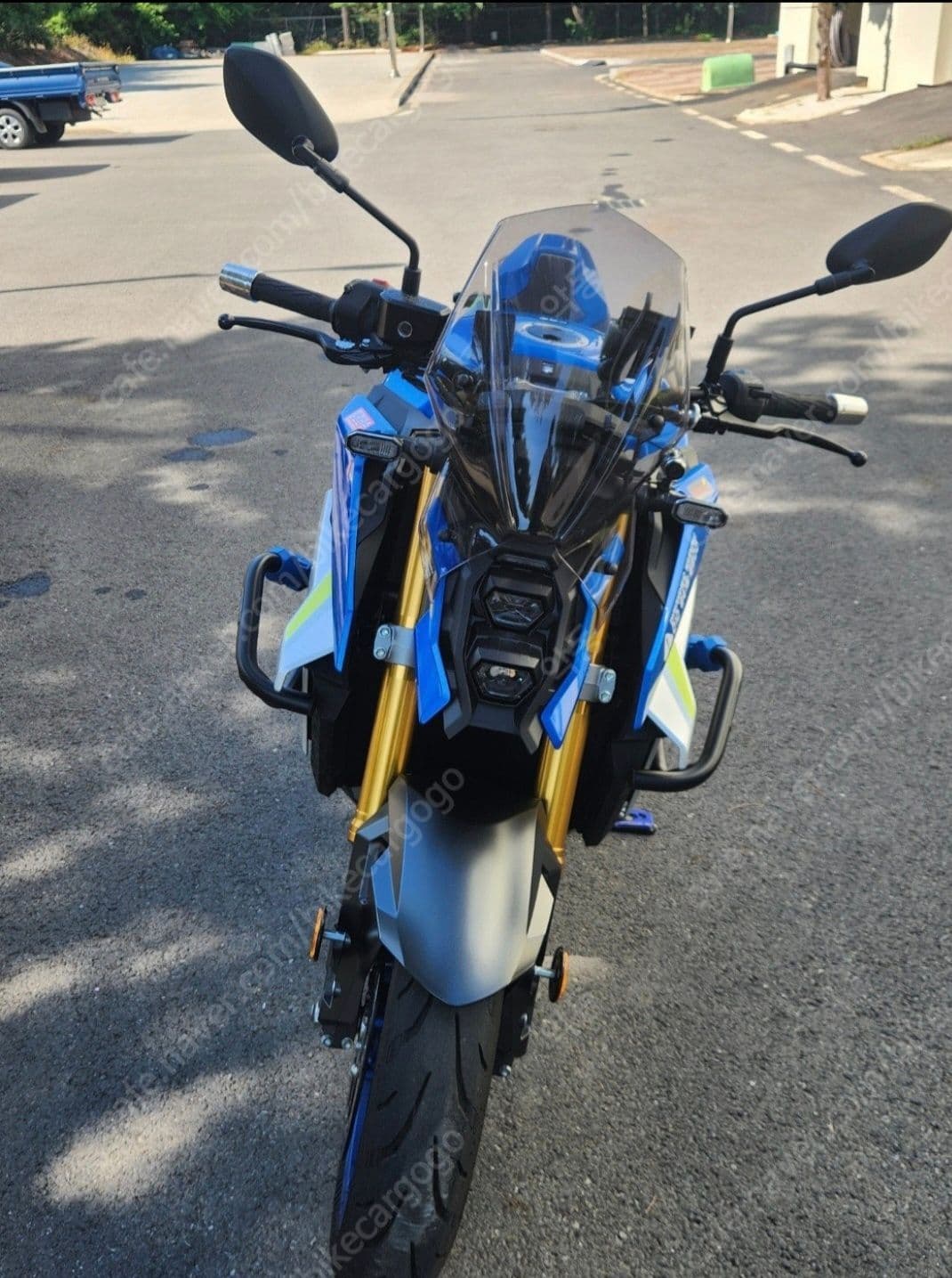 스즈키 GSX S 1000 4