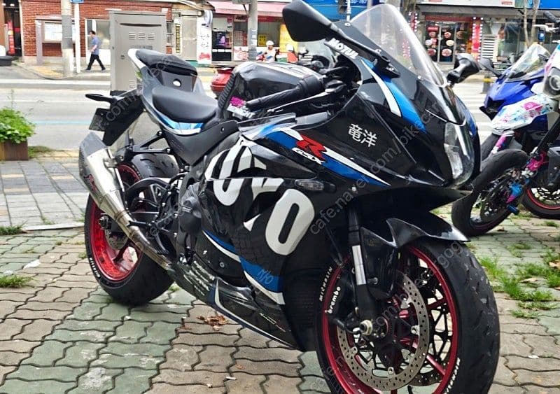 스즈키 GSX R 1000 1