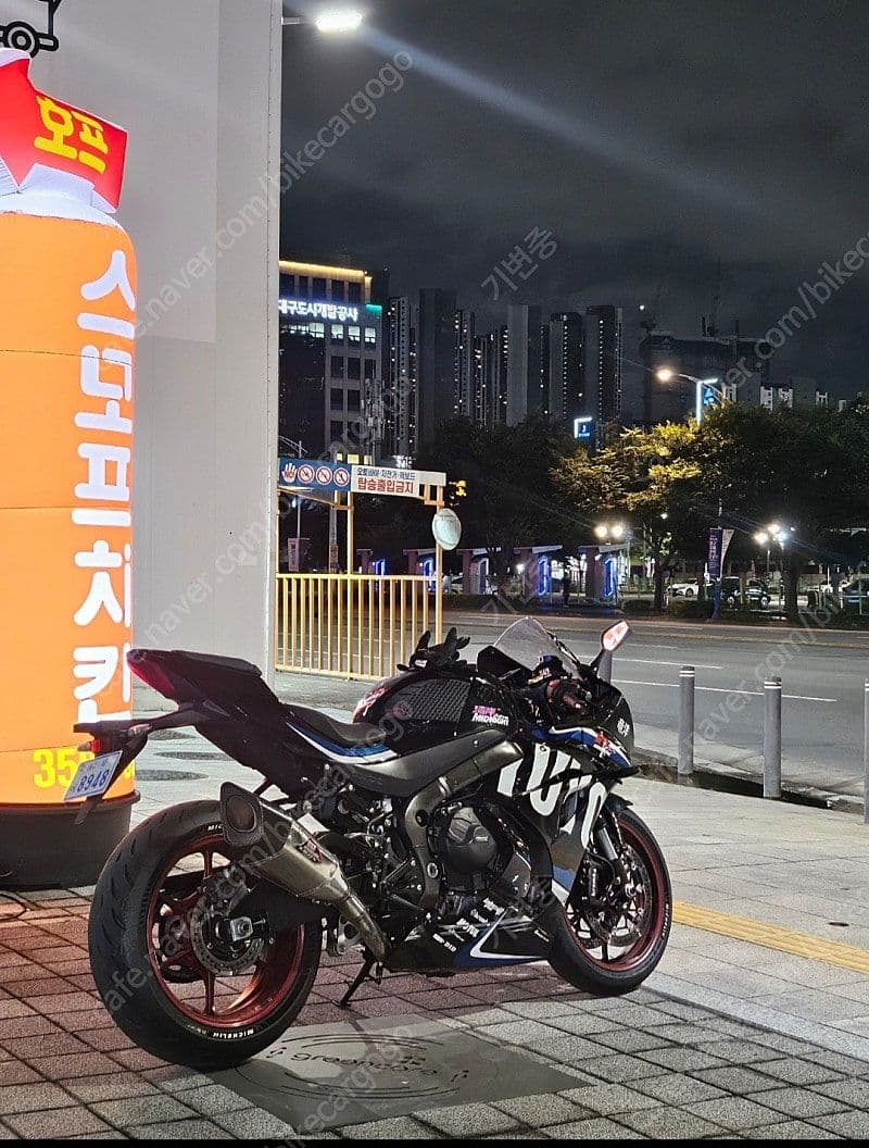 스즈키 GSX R 1000 2