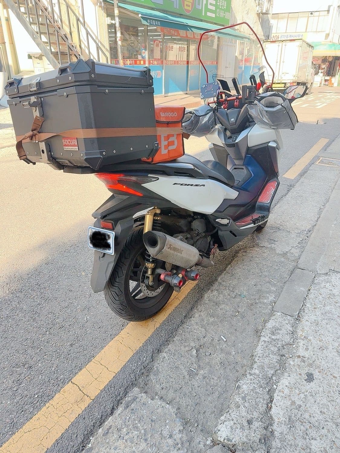 혼다 올 뉴 포르자 300 3