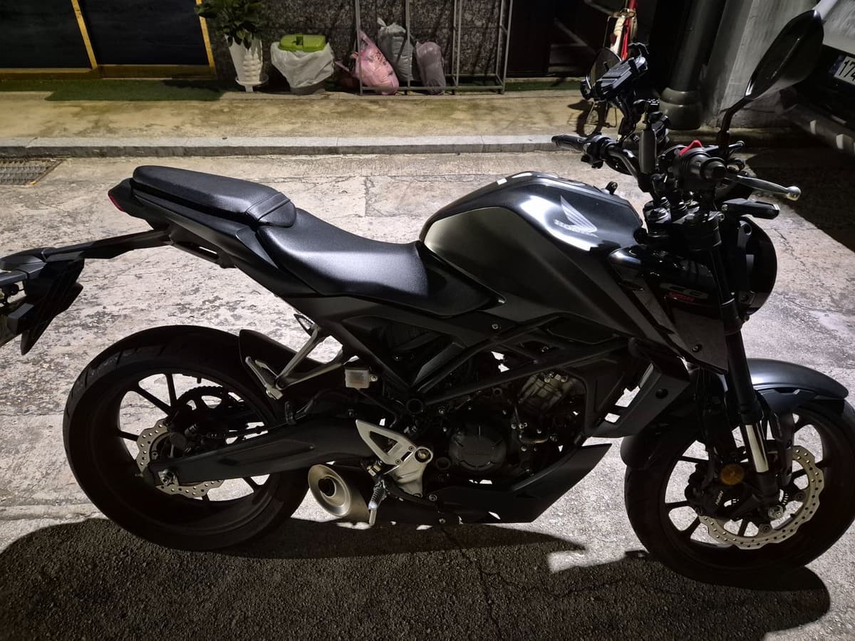 혼다 CB 125 R 3