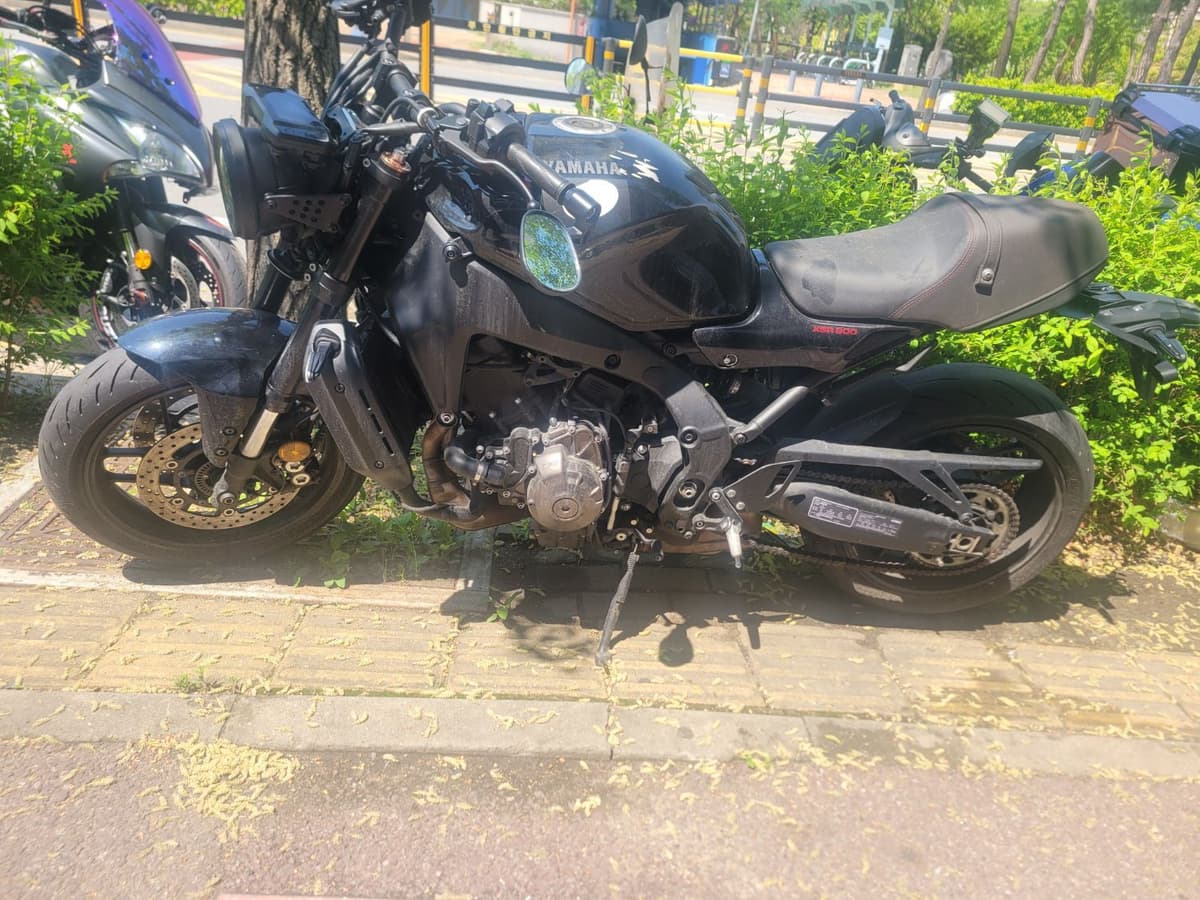 야마하 XSR 900 1