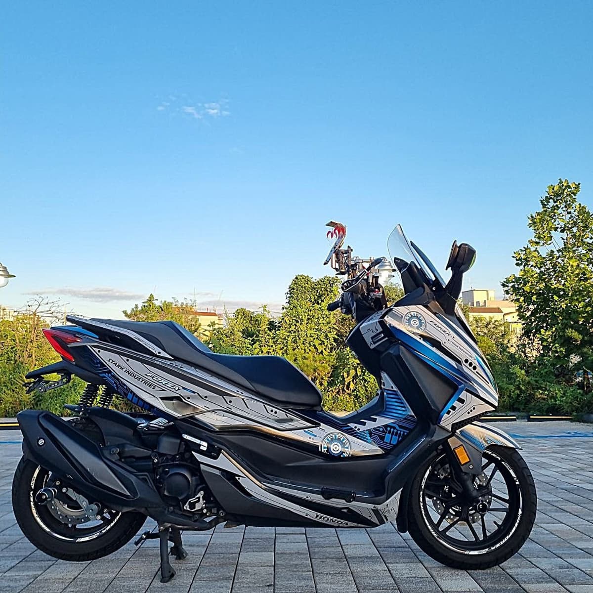 혼다 포르자 350 5