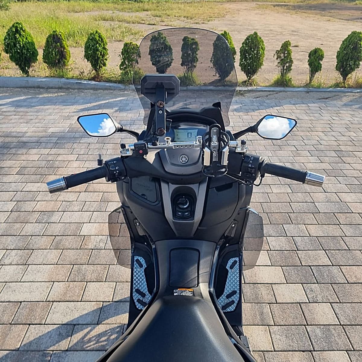 야마하 NMAX 155 9