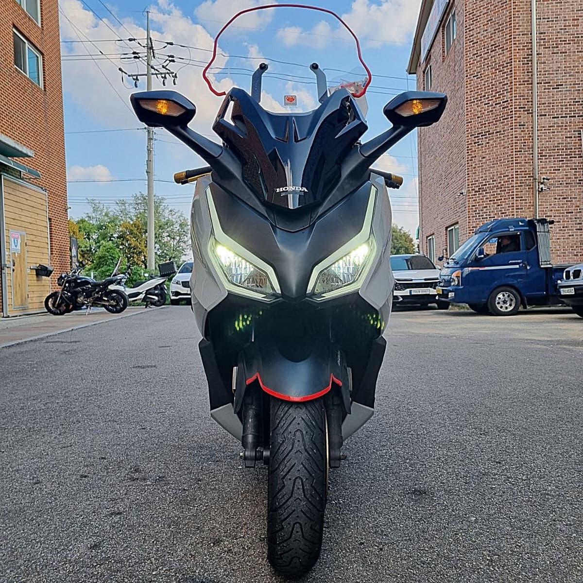 혼다 포르자 350 2