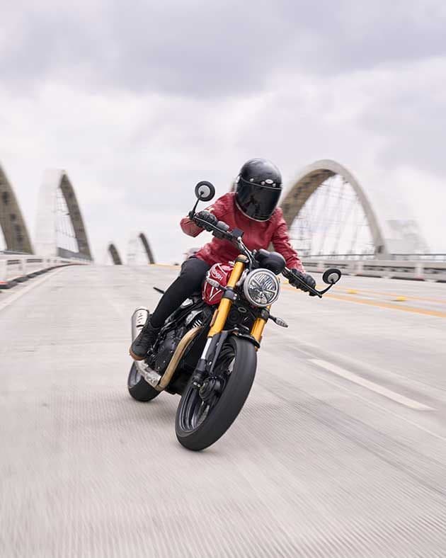 트라이엄프 스피드 400 5