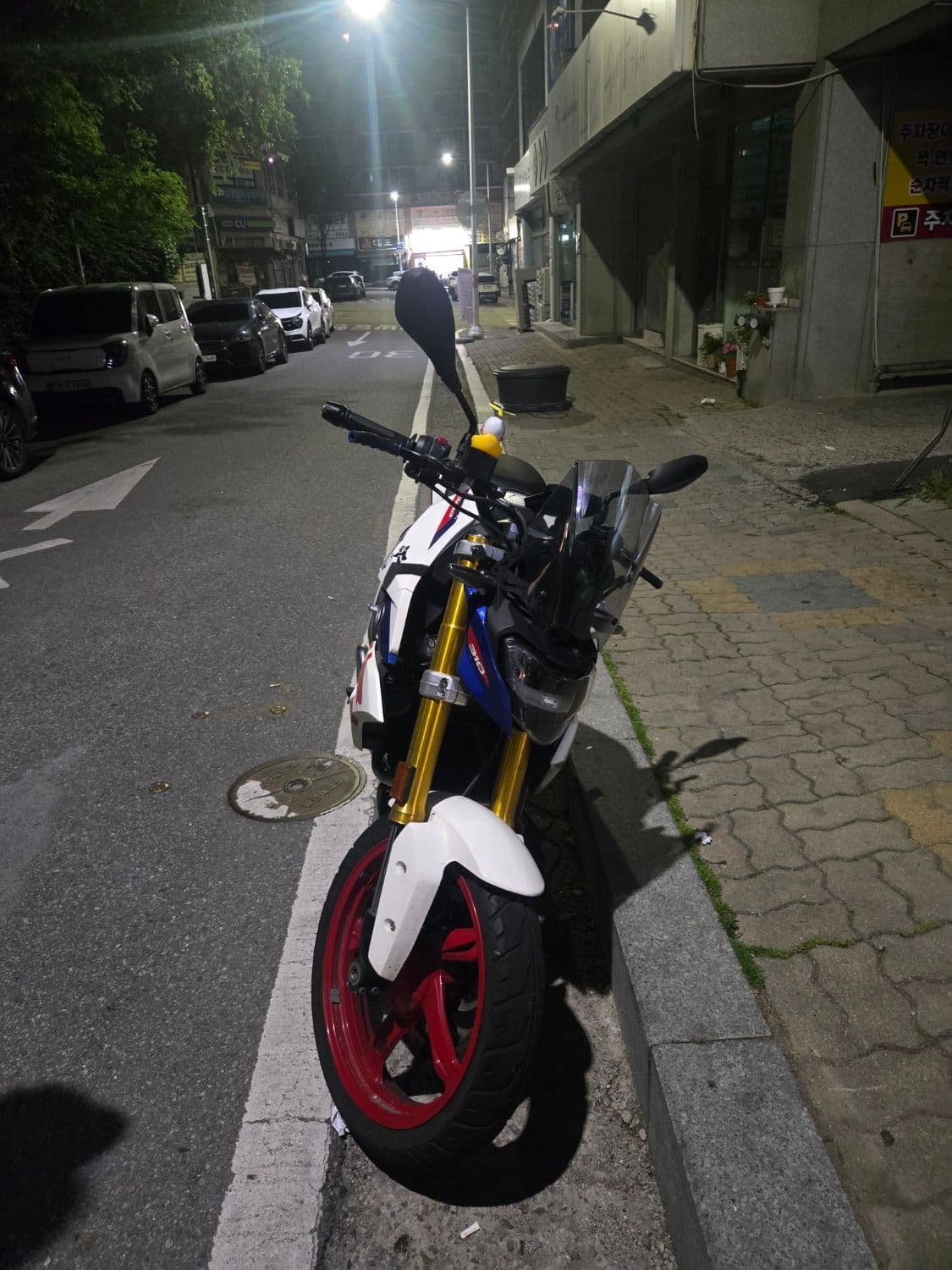 BMW G 310 R 1