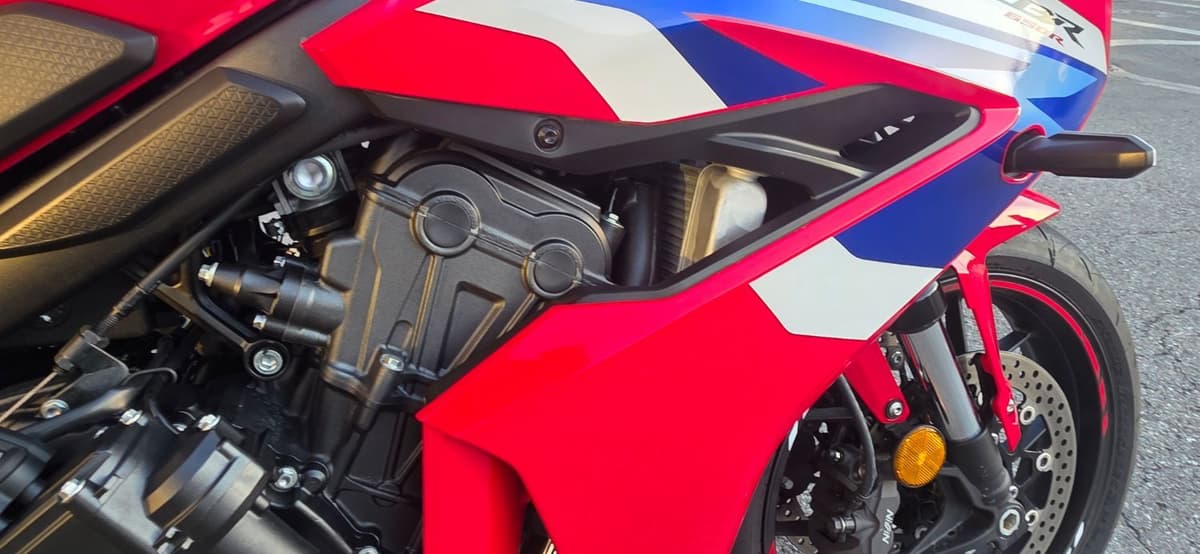 혼다 CBR 650 R E-CLUTCH 2