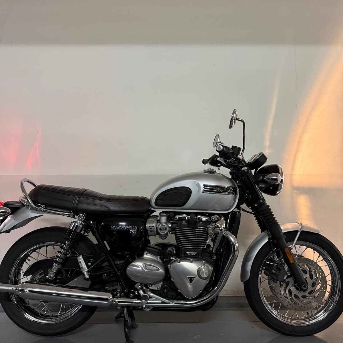 트라이엄프 본네빌 T120 5