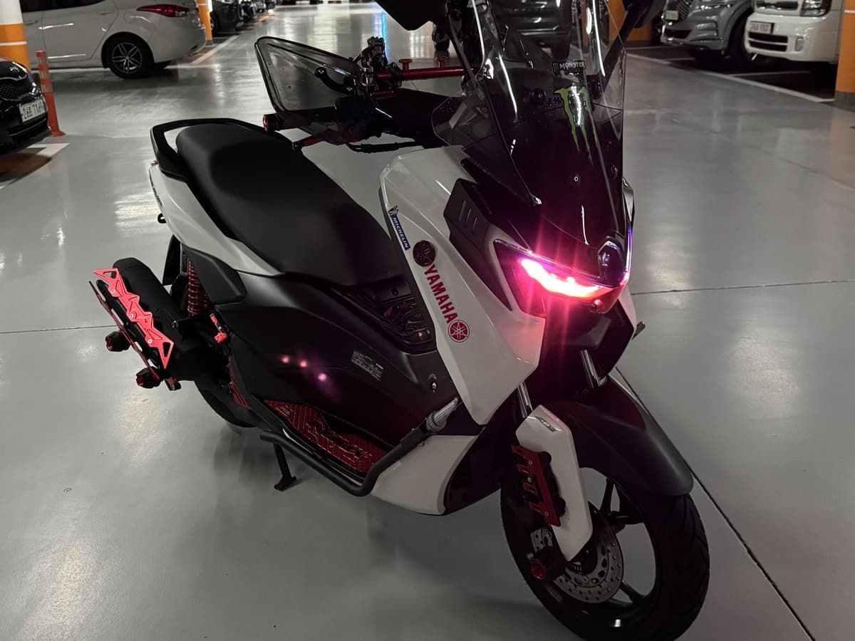 야마하 NMAX 125 8
