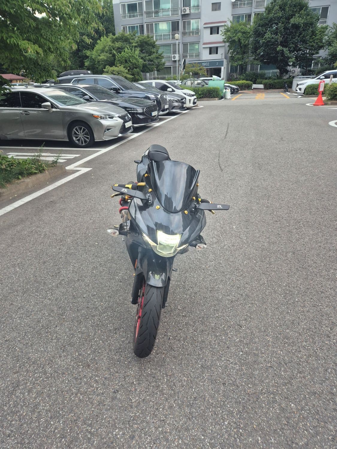 스즈키 GSX R 125 ABS 1