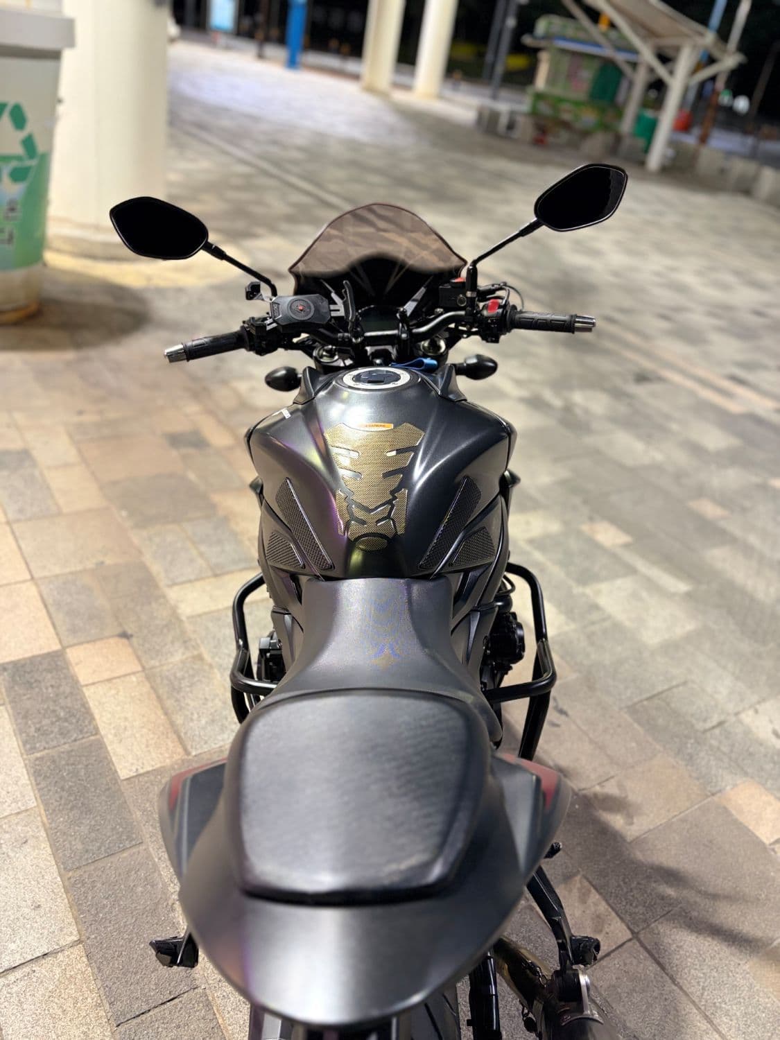 스즈키 GSX S 750 7