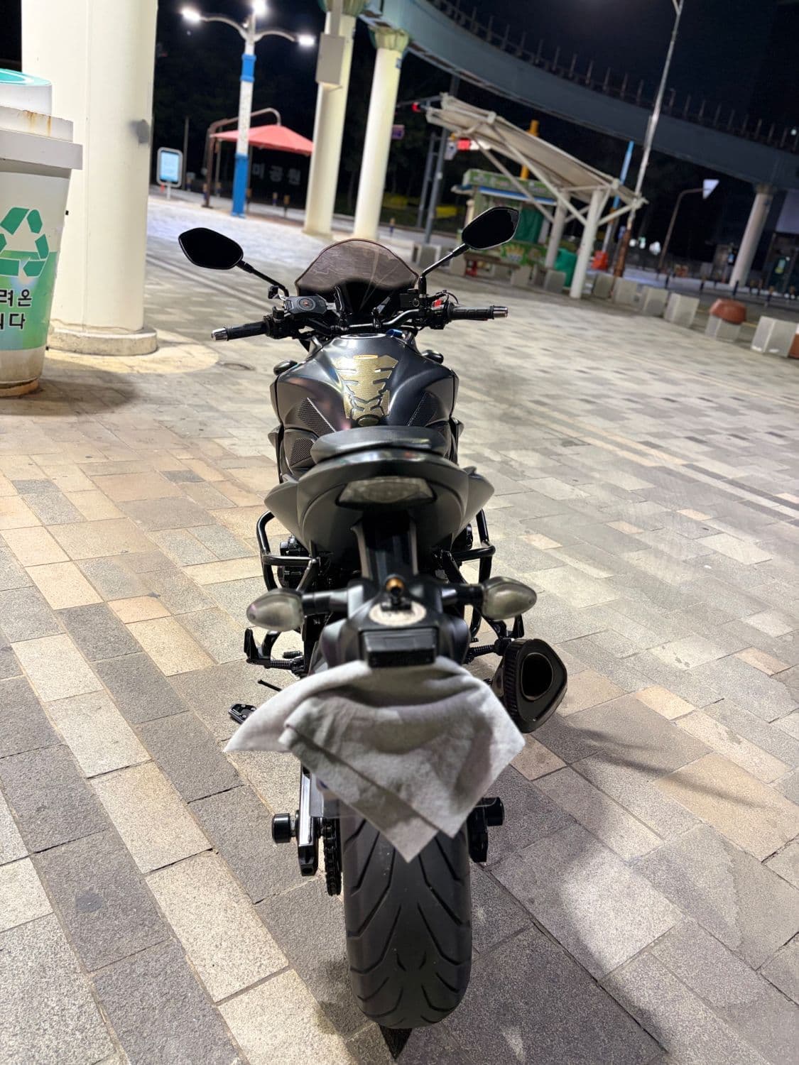 스즈키 GSX S 750 2