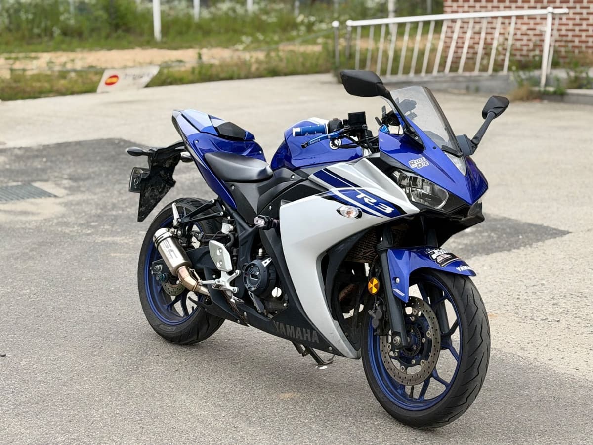 야마하 YZF R3 4