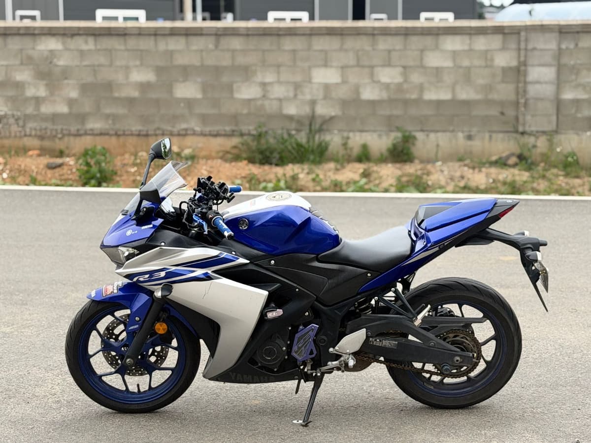 야마하 YZF R3 2