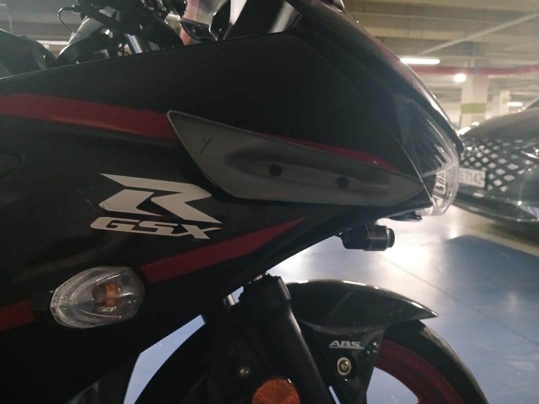 스즈키 GSX R 125 ABS 3