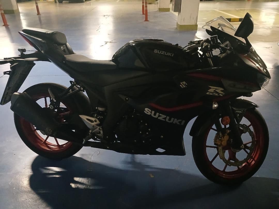 스즈키 GSX R 125 ABS 5
