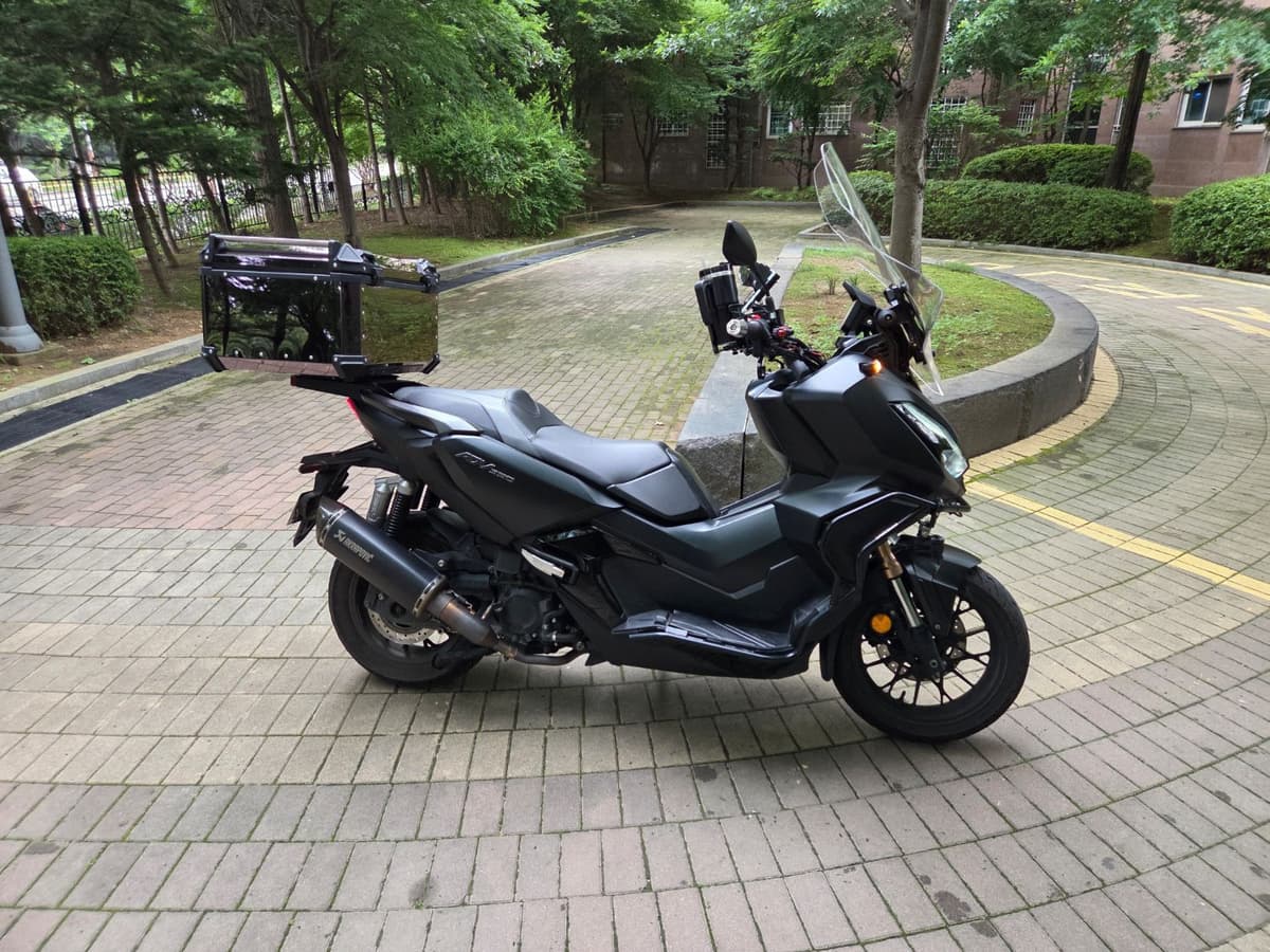 혼다 ADV 350 4