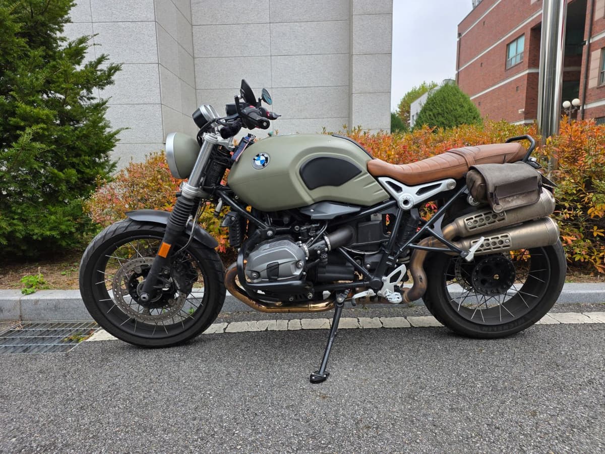 BMW R nine T 스크램블러 5