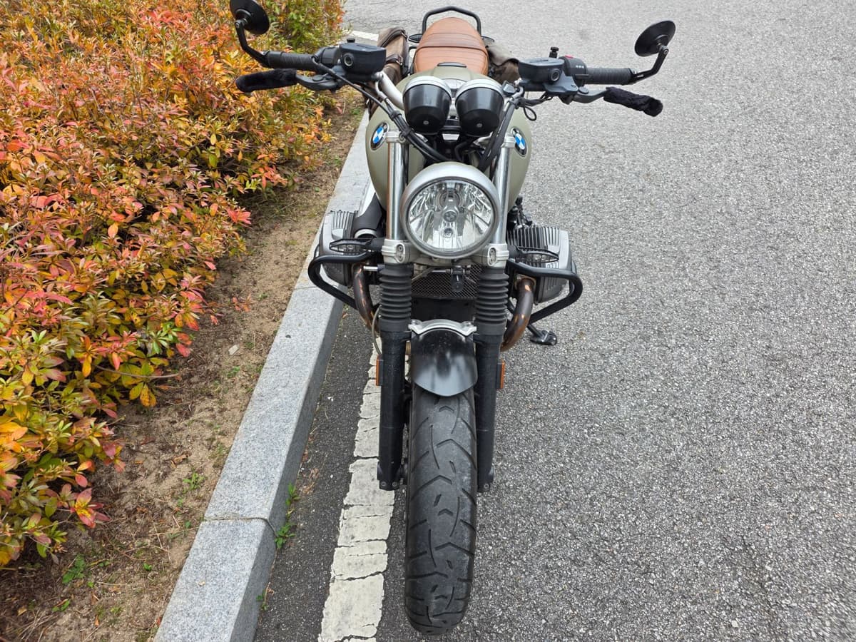 BMW R nine T 스크램블러 4