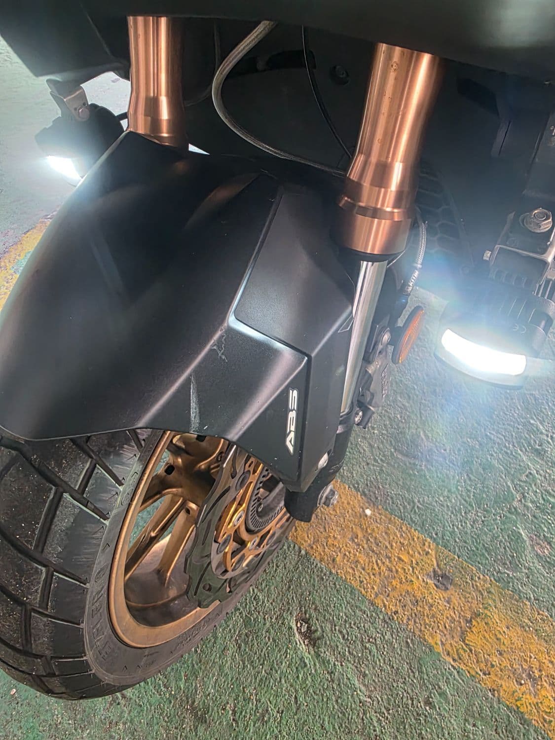 혼다 ADV 350 3