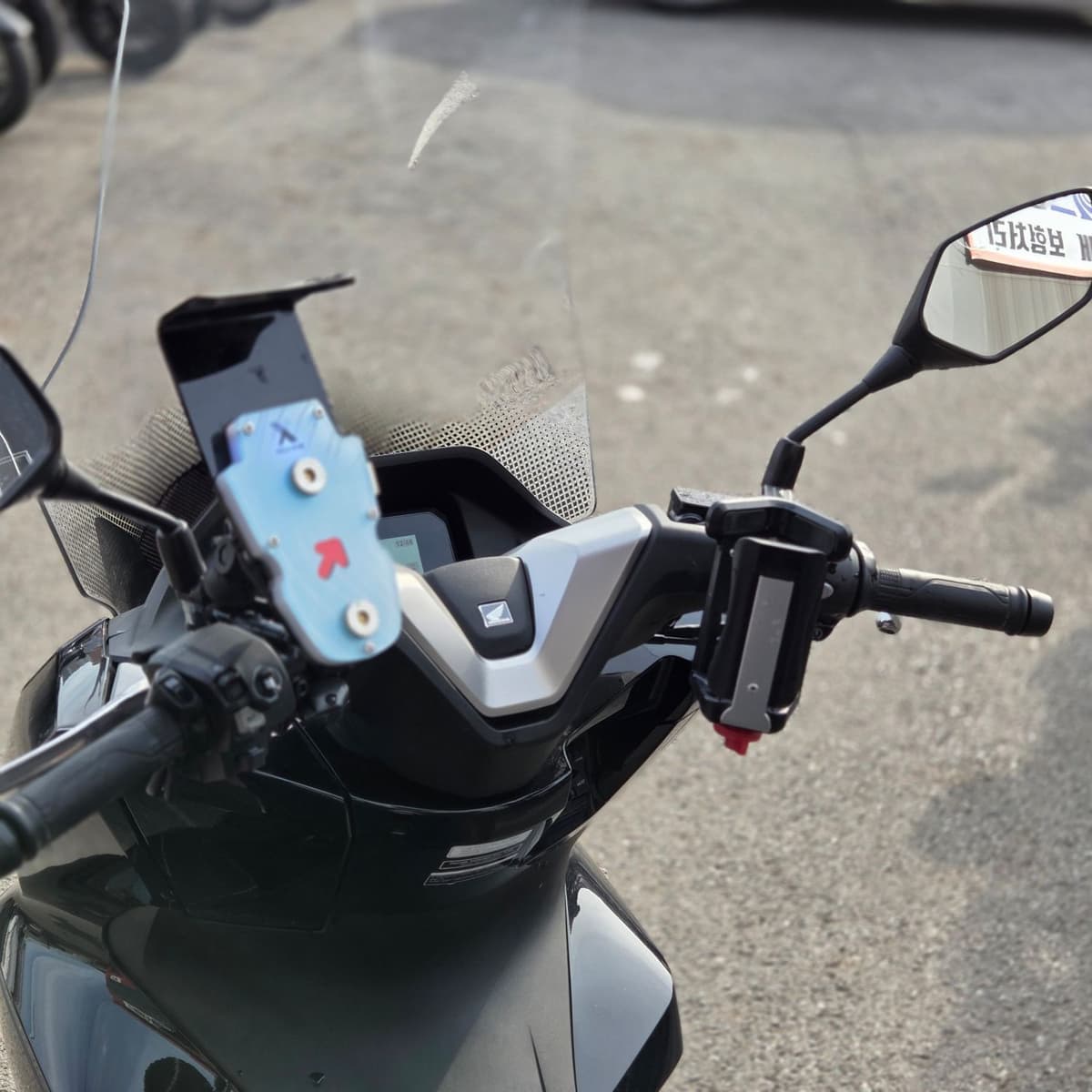 혼다 PCX 125 9