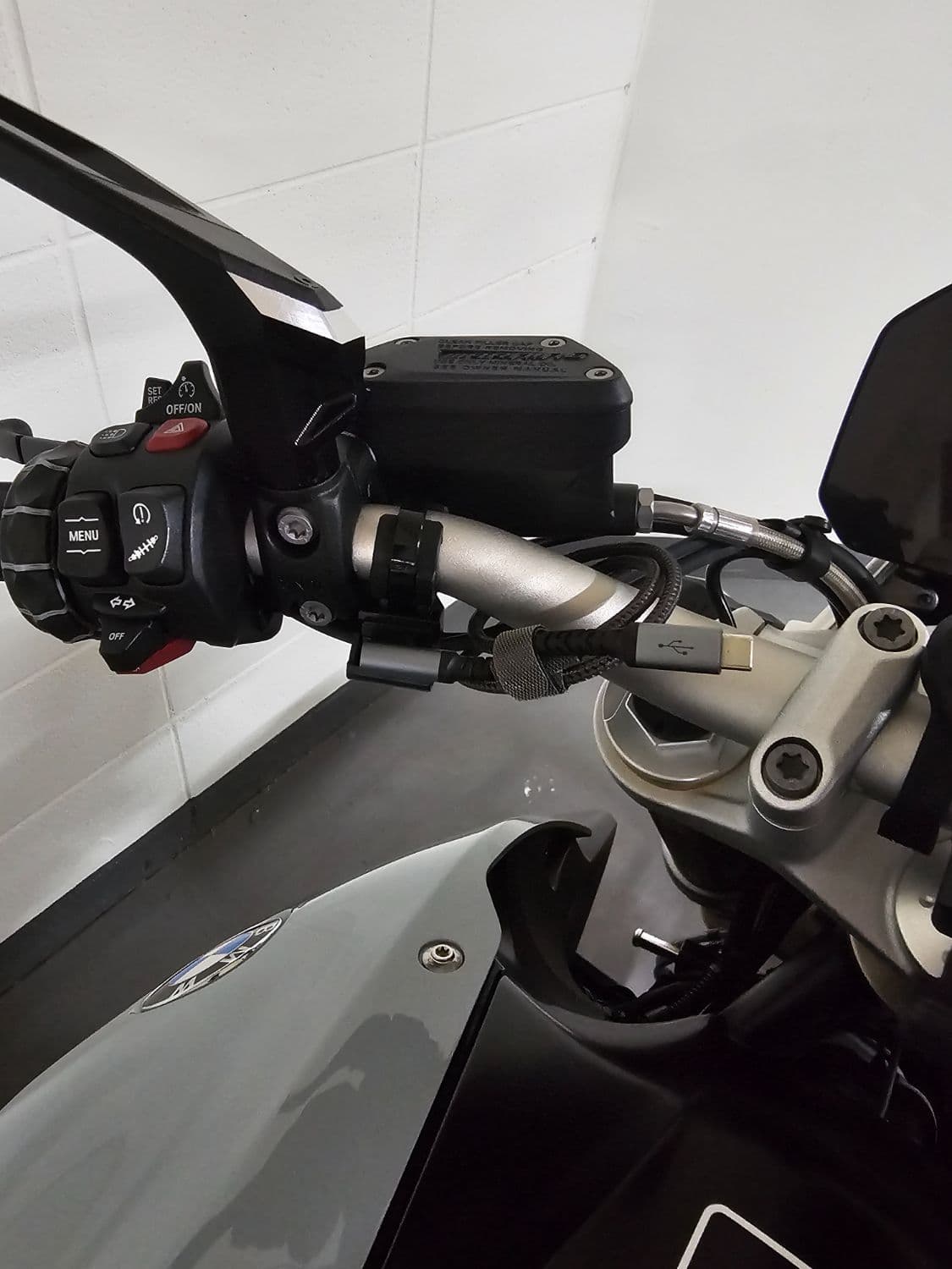 BMW R 1250 R more