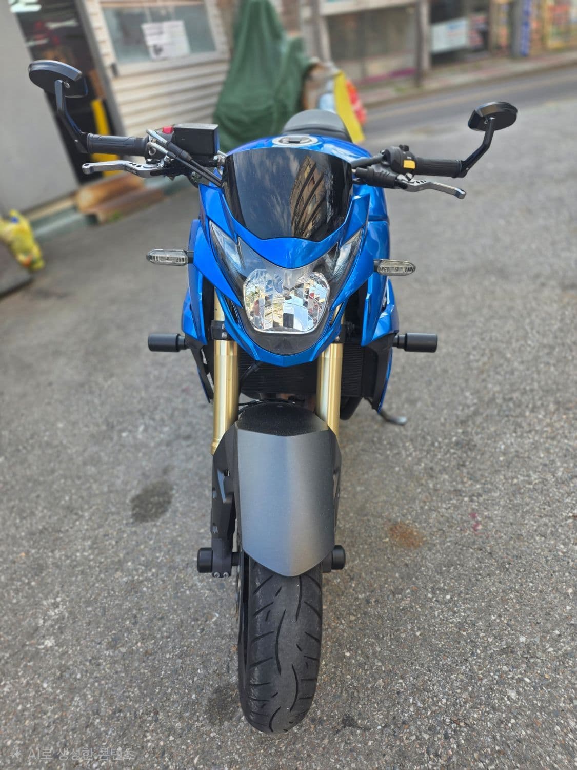 스즈키 GSR 750 A 3