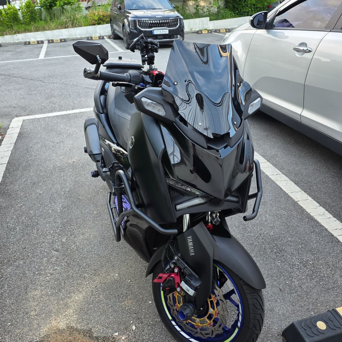 야마하 XMAX 300 ABS 7