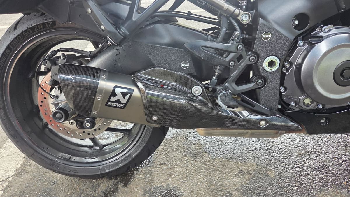 스즈키 GSX S 1000 GT 5