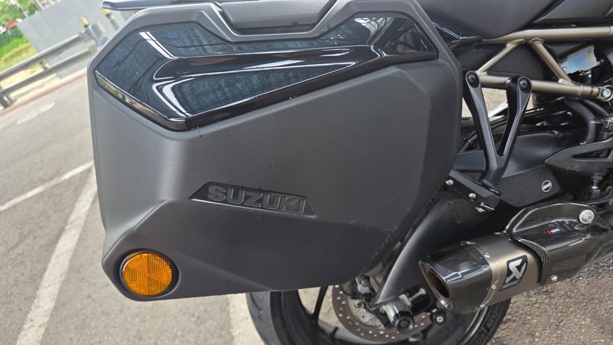 스즈키 GSX S 1000 GT 13