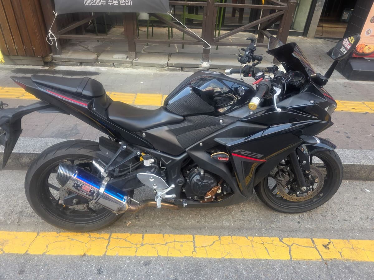 야마하 YZF R3 4