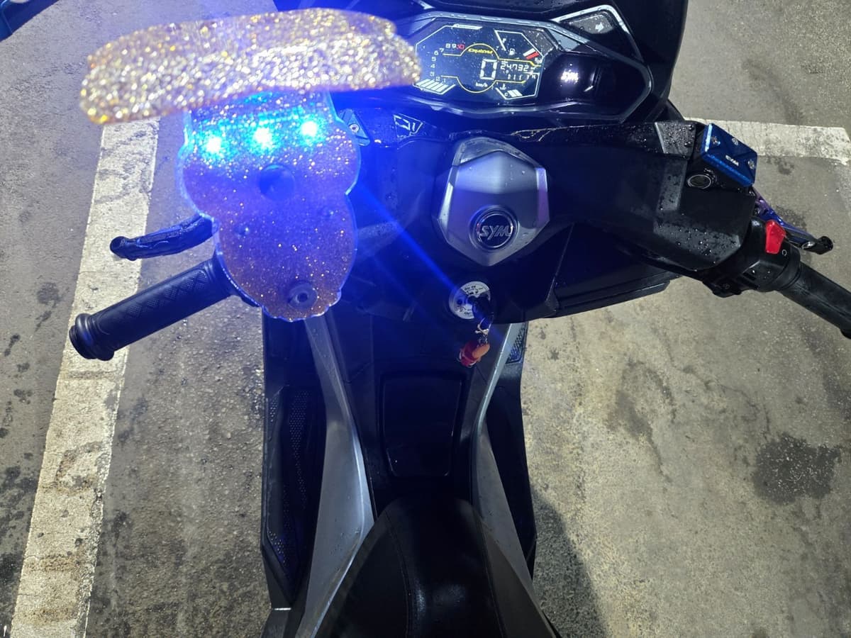 SYM 크루심 125 알파 ABS 4