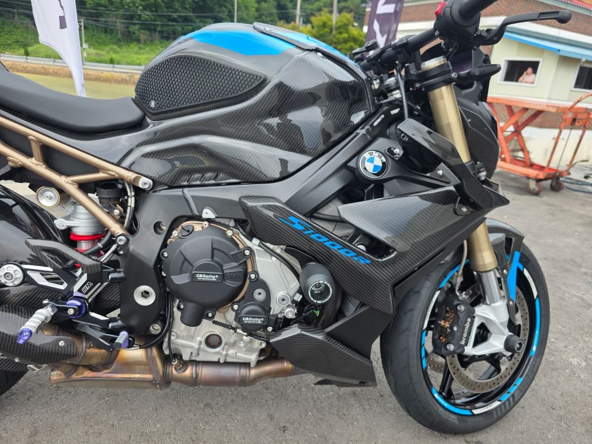 BMW S 1000 R 2