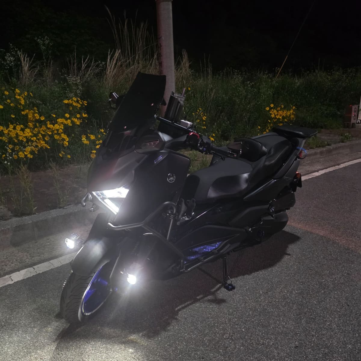 야마하 XMAX 300 ABS 5