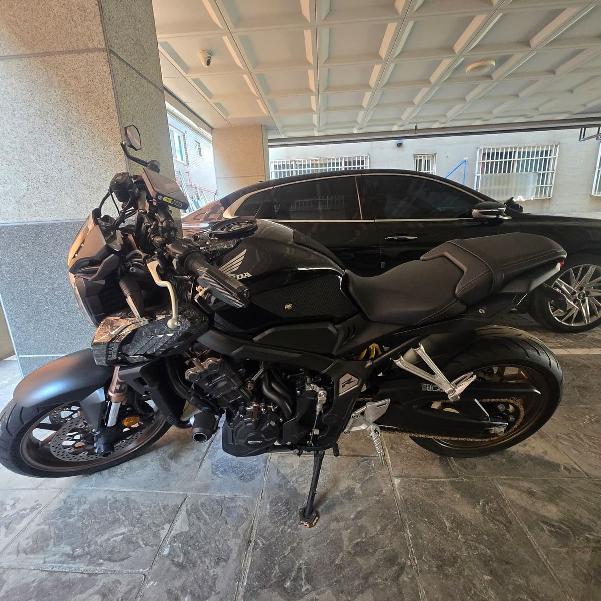 혼다 CB 650 R 2