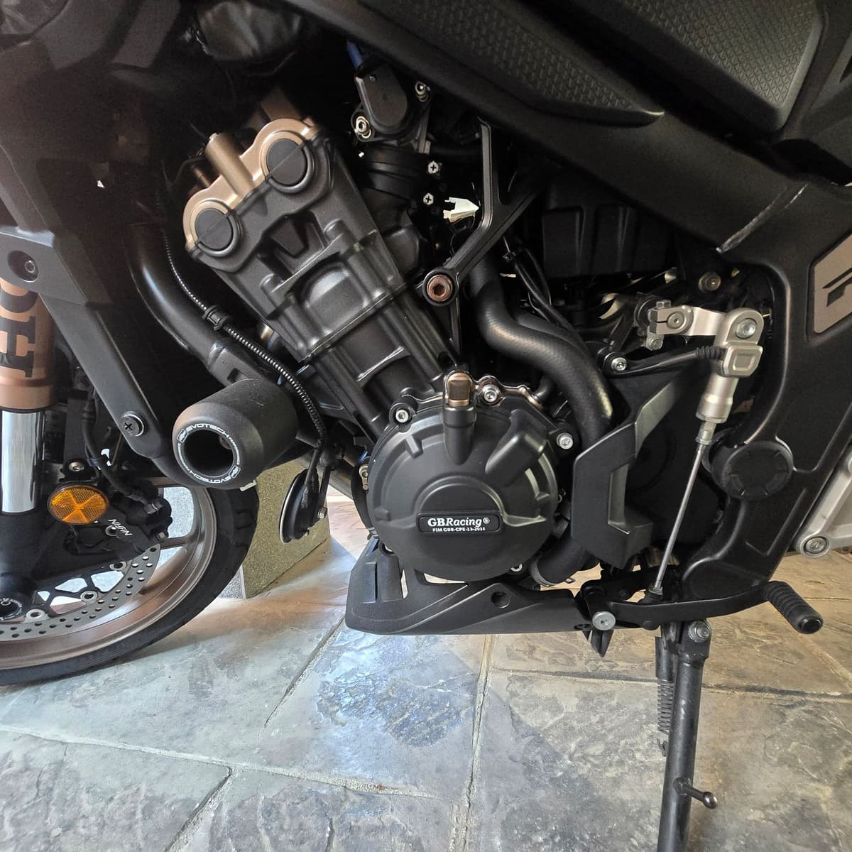혼다 CB 650 R 5